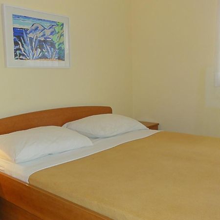 Villa Dvorine Tisno Ruang foto