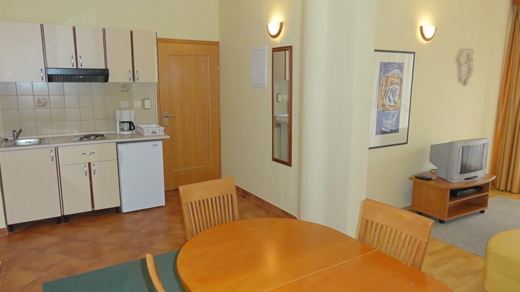Villa Dvorine Tisno Bagian luar foto