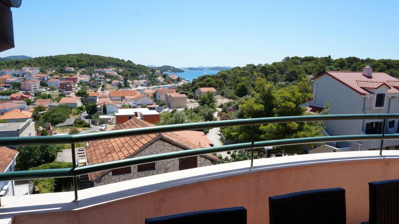 Villa Dvorine Tisno Bagian luar foto