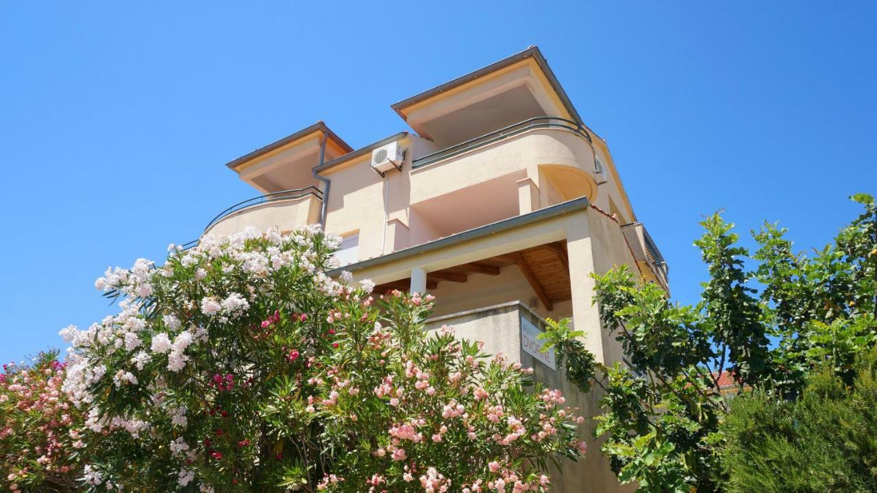 Villa Dvorine Tisno Bagian luar foto