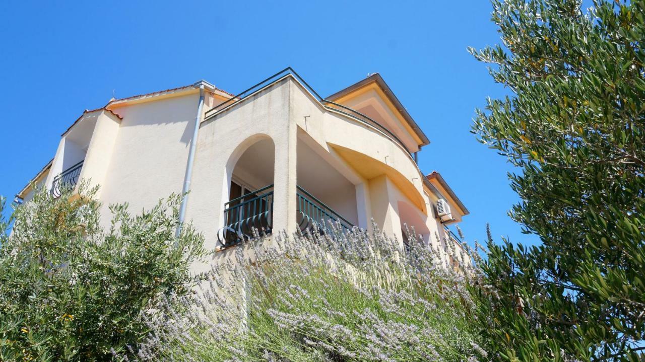 Villa Dvorine Tisno Bagian luar foto